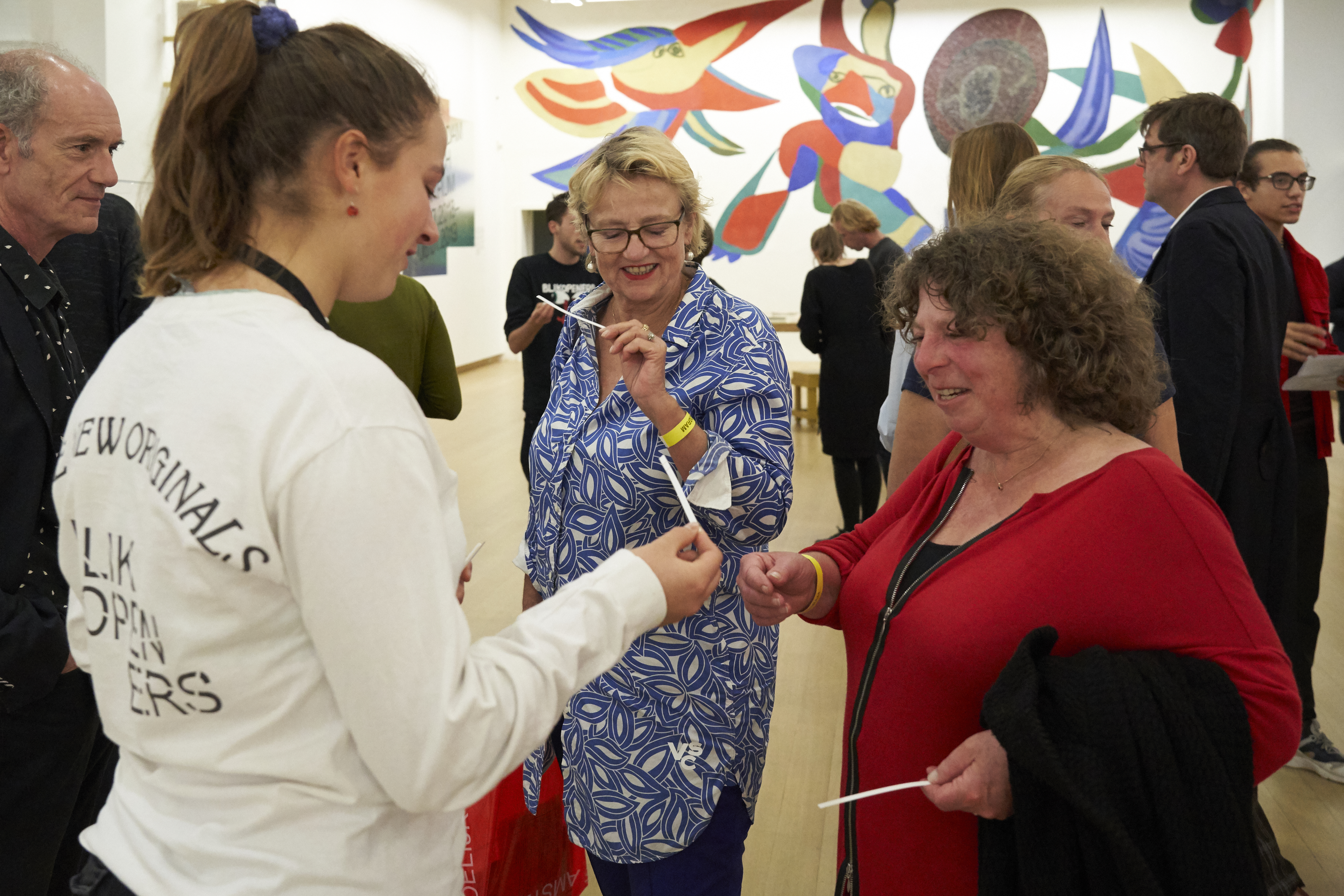 stedelijk statements blikopeners blog