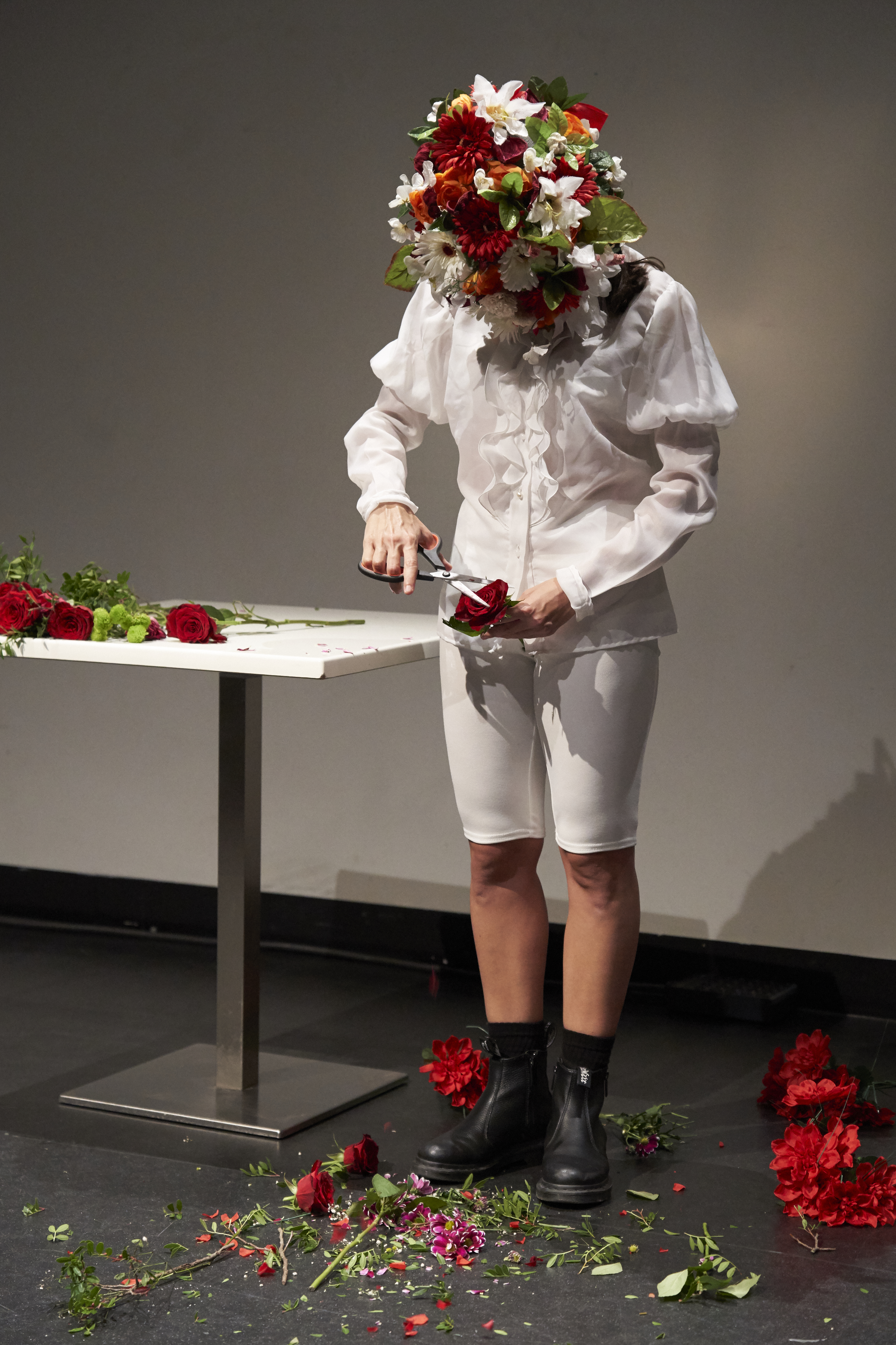 stedelijk statements maroula iliopoulou beneath her eyes